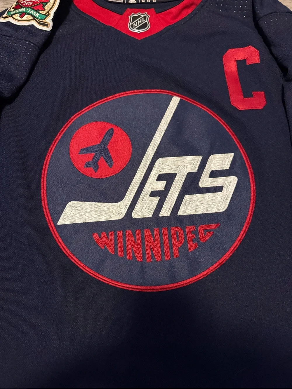 Adidas Winnipeg Jets Heritage Classic Jersey - Picture 2 of 6